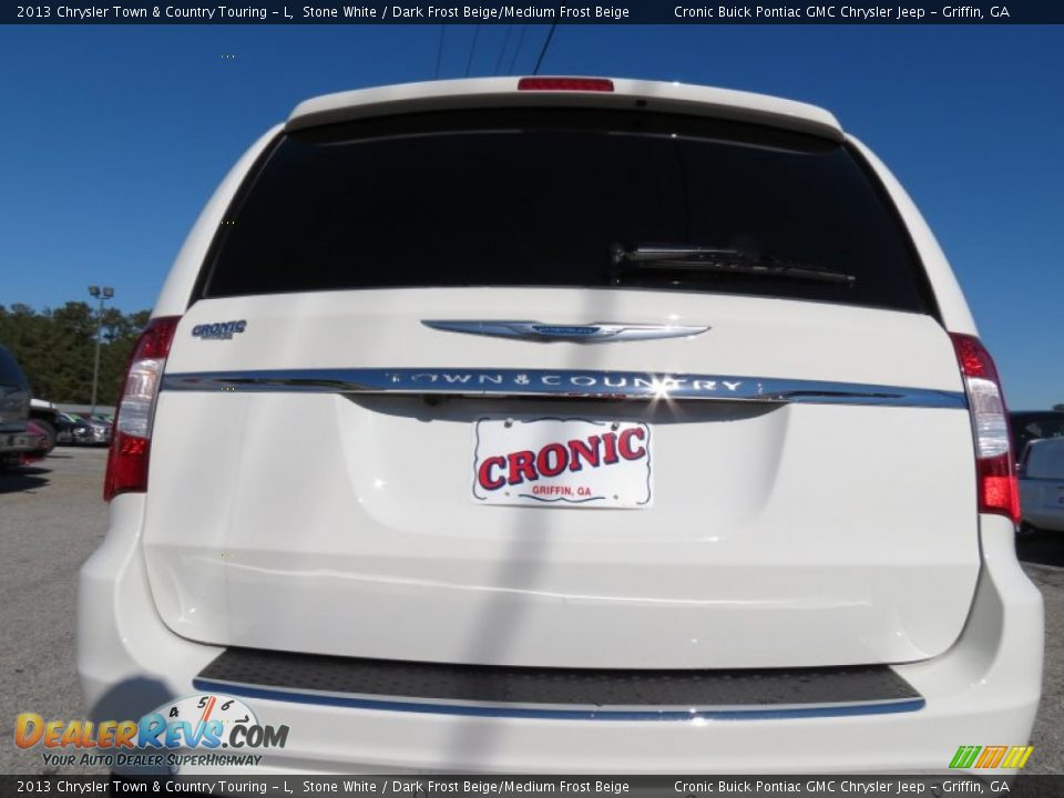 2013 Chrysler Town & Country Touring - L Stone White / Dark Frost Beige/Medium Frost Beige Photo #6