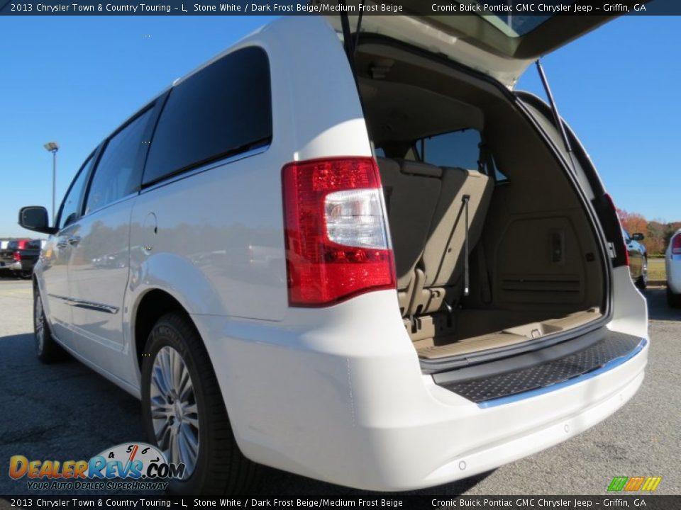 2013 Chrysler Town & Country Touring - L Stone White / Dark Frost Beige/Medium Frost Beige Photo #10
