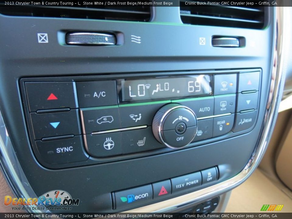 2013 Chrysler Town & Country Touring - L Stone White / Dark Frost Beige/Medium Frost Beige Photo #17