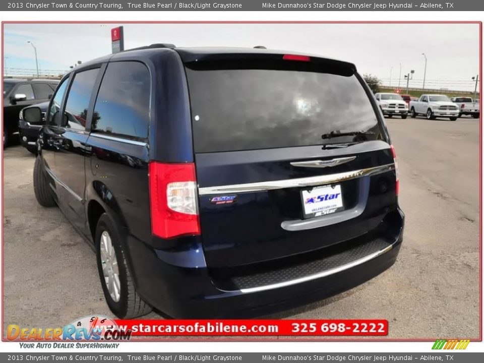 2013 Chrysler Town & Country Touring True Blue Pearl / Black/Light Graystone Photo #4