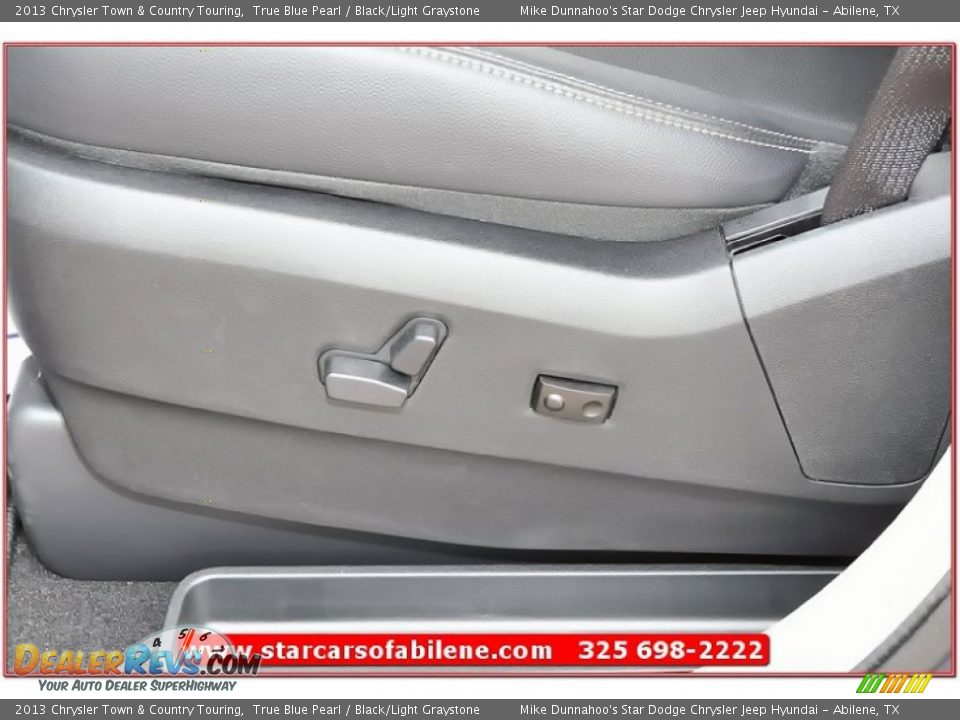 2013 Chrysler Town & Country Touring True Blue Pearl / Black/Light Graystone Photo #13