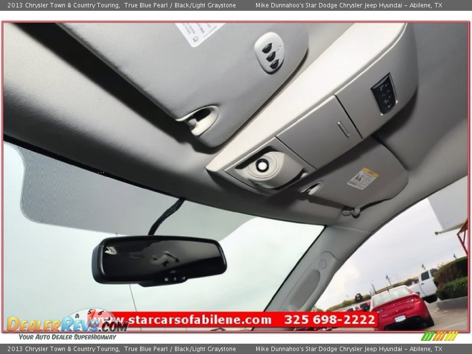 2013 Chrysler Town & Country Touring True Blue Pearl / Black/Light Graystone Photo #18