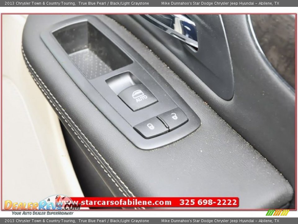 2013 Chrysler Town & Country Touring True Blue Pearl / Black/Light Graystone Photo #27
