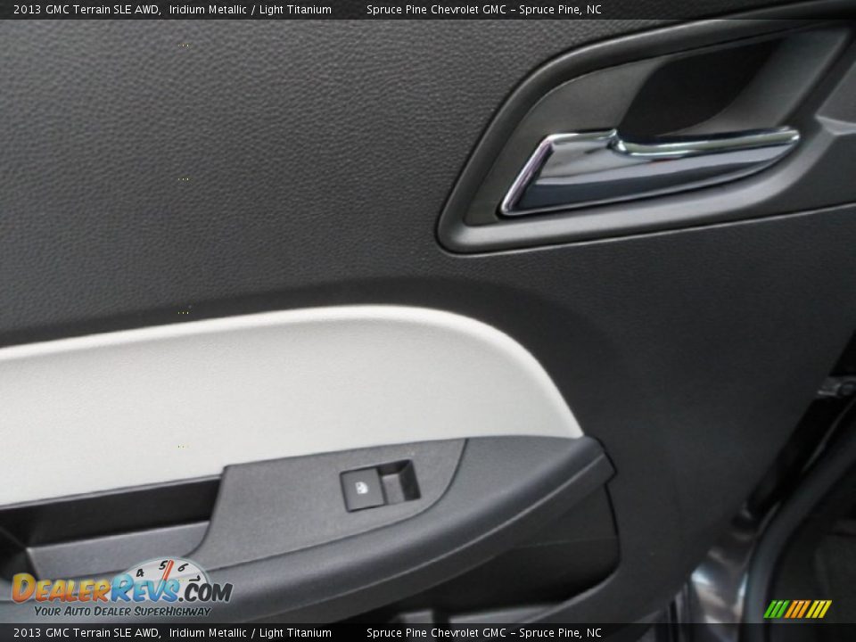 2013 GMC Terrain SLE AWD Iridium Metallic / Light Titanium Photo #24
