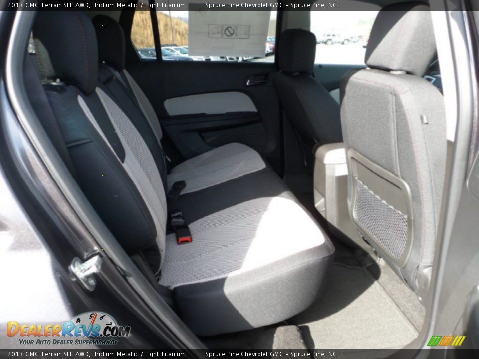2013 GMC Terrain SLE AWD Iridium Metallic / Light Titanium Photo #31