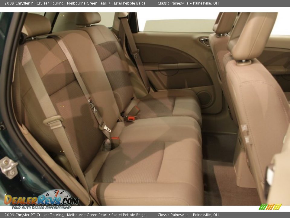 2009 Chrysler PT Cruiser Touring Melbourne Green Pearl / Pastel Pebble Beige Photo #13