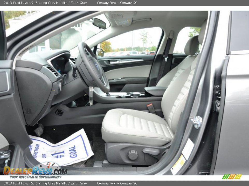 Front Seat of 2013 Ford Fusion S Photo #16