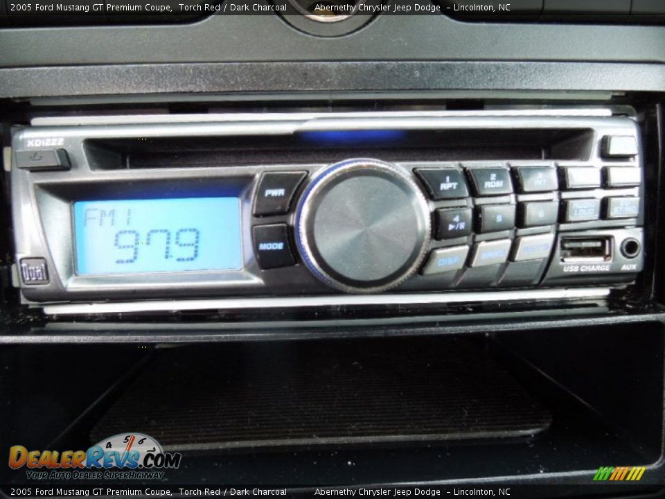 2005 Ford Mustang GT Premium Coupe Torch Red / Dark Charcoal Photo #11