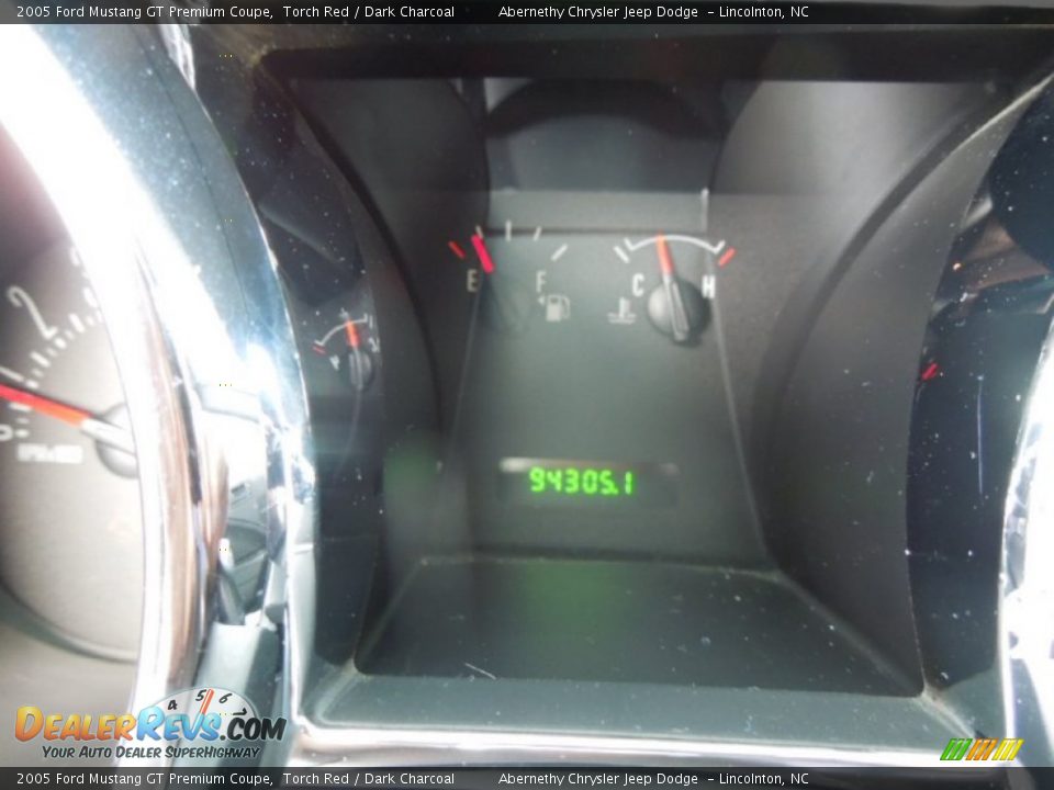 2005 Ford Mustang GT Premium Coupe Torch Red / Dark Charcoal Photo #12