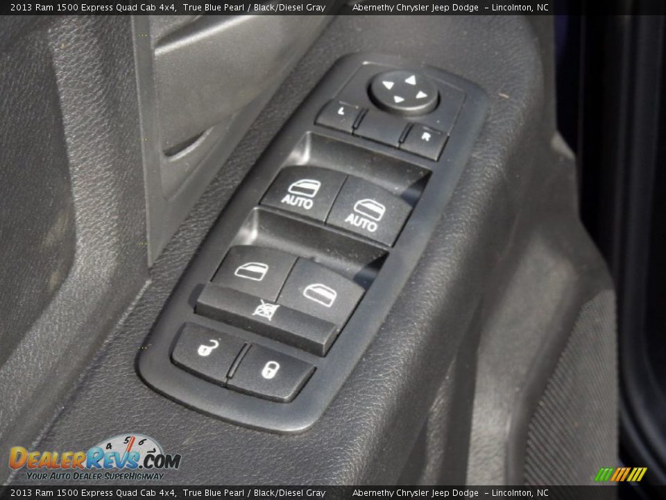 2013 Ram 1500 Express Quad Cab 4x4 True Blue Pearl / Black/Diesel Gray Photo #11