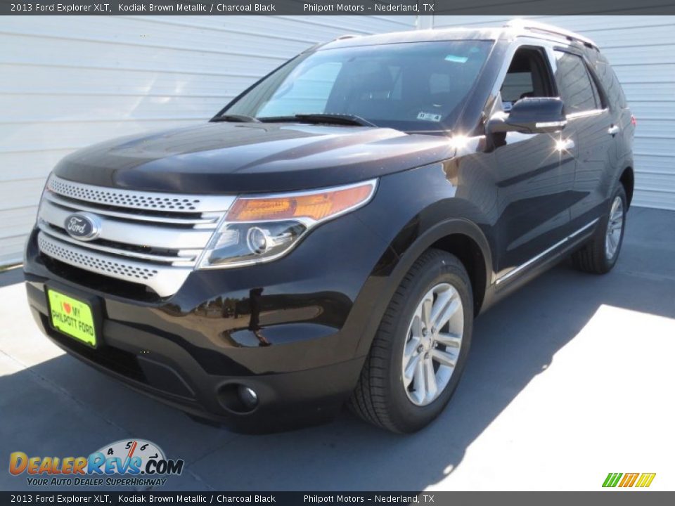 2013 Ford Explorer XLT Kodiak Brown Metallic / Charcoal Black Photo #6