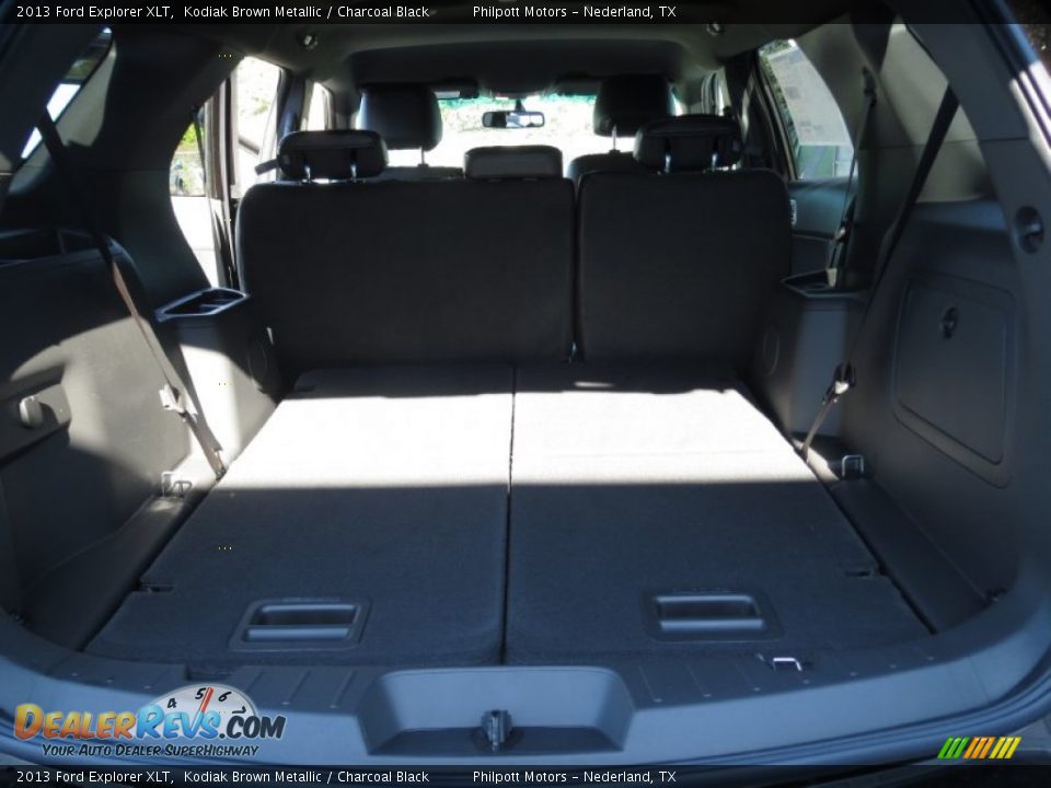 2013 Ford Explorer XLT Kodiak Brown Metallic / Charcoal Black Photo #16