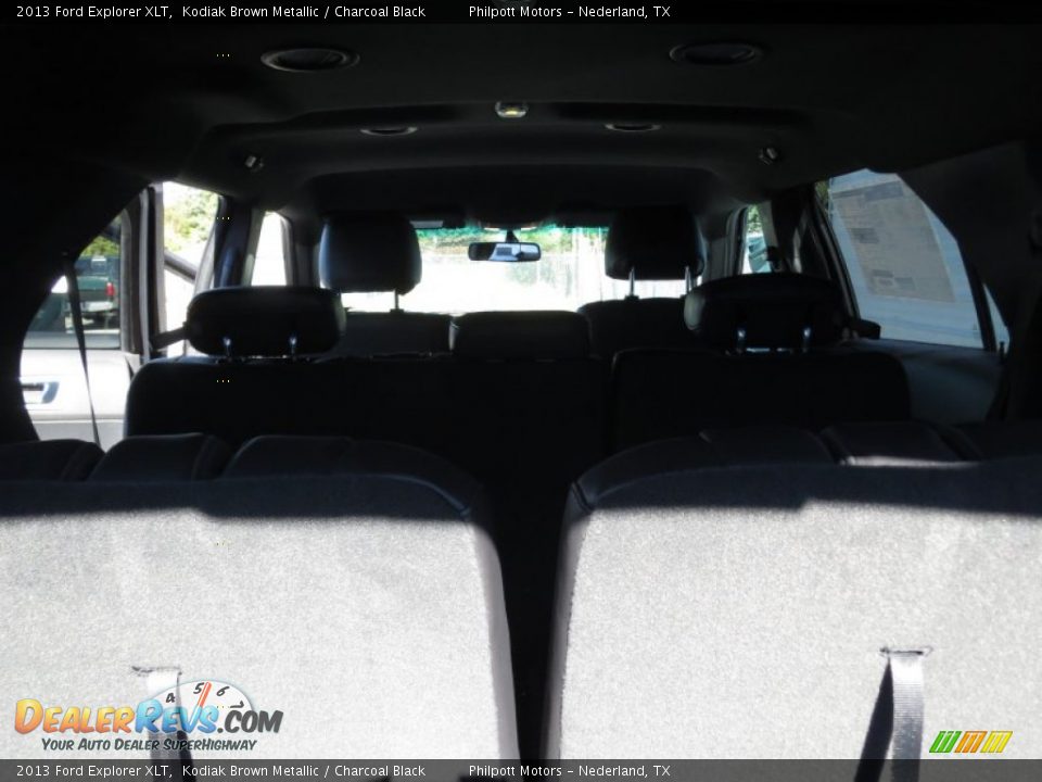 2013 Ford Explorer XLT Kodiak Brown Metallic / Charcoal Black Photo #17