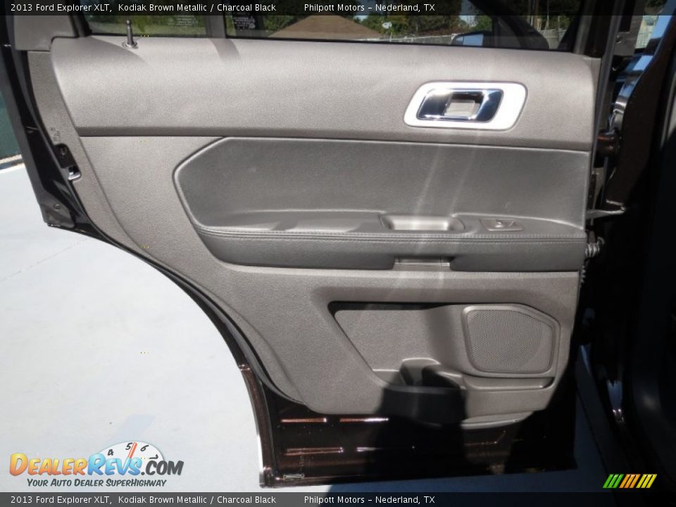 2013 Ford Explorer XLT Kodiak Brown Metallic / Charcoal Black Photo #18