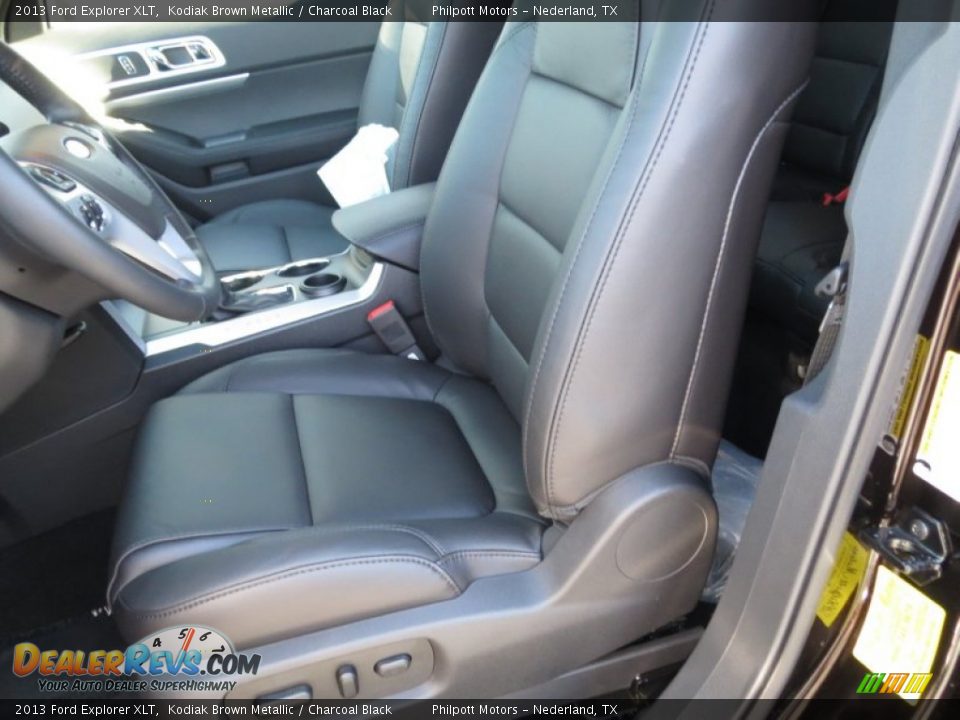 2013 Ford Explorer XLT Kodiak Brown Metallic / Charcoal Black Photo #22