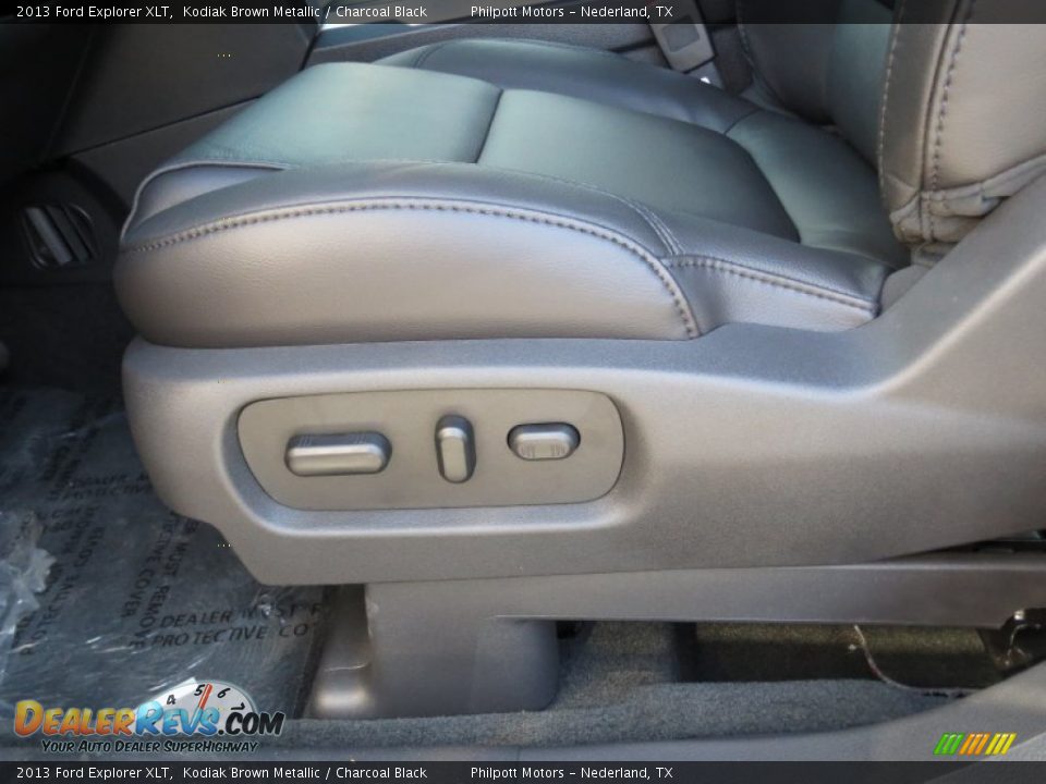 2013 Ford Explorer XLT Kodiak Brown Metallic / Charcoal Black Photo #23