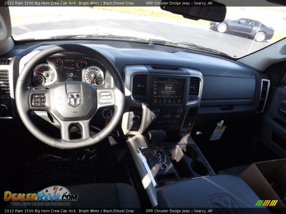 2013 Ram 1500 Big Horn Crew Cab 4x4 Bright White / Black/Diesel Gray Photo #9