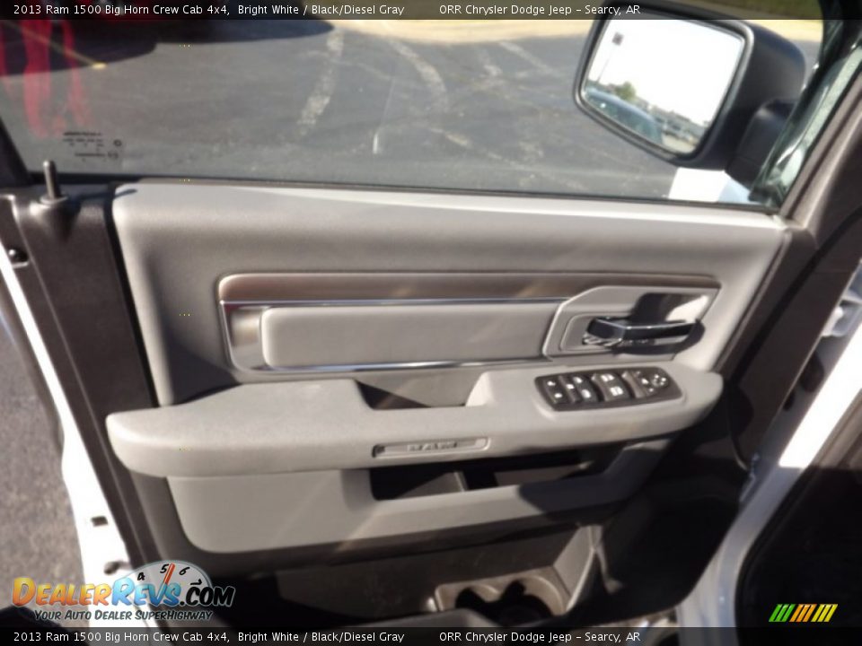 2013 Ram 1500 Big Horn Crew Cab 4x4 Bright White / Black/Diesel Gray Photo #12
