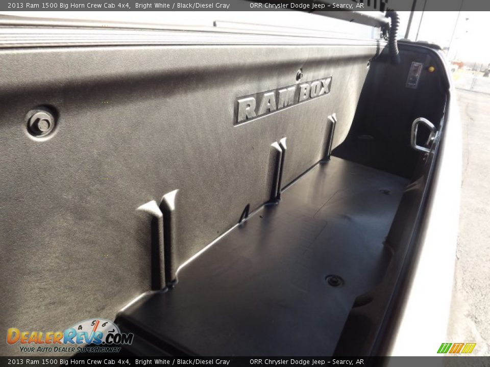 2013 Ram 1500 Big Horn Crew Cab 4x4 Bright White / Black/Diesel Gray Photo #17
