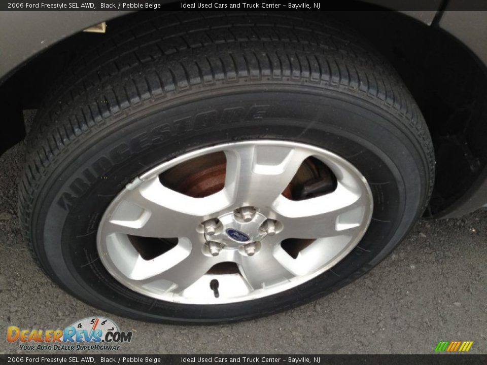 2006 Ford Freestyle SEL AWD Black / Pebble Beige Photo #6