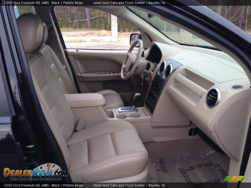 2006 Ford Freestyle SEL AWD Black / Pebble Beige Photo #9