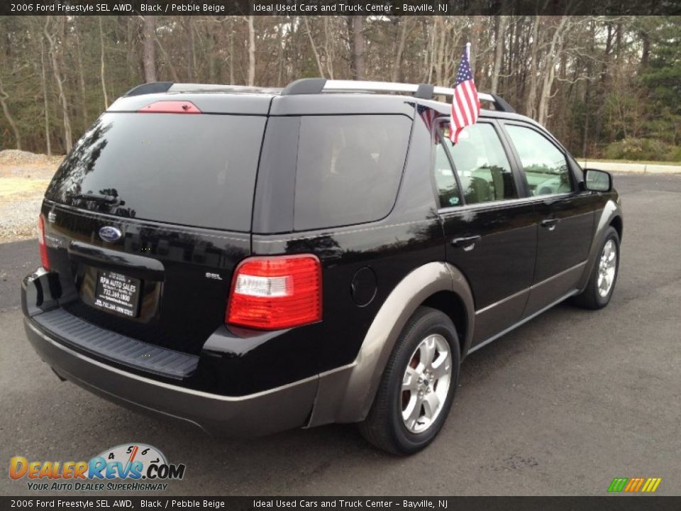 2006 Ford Freestyle SEL AWD Black / Pebble Beige Photo #12