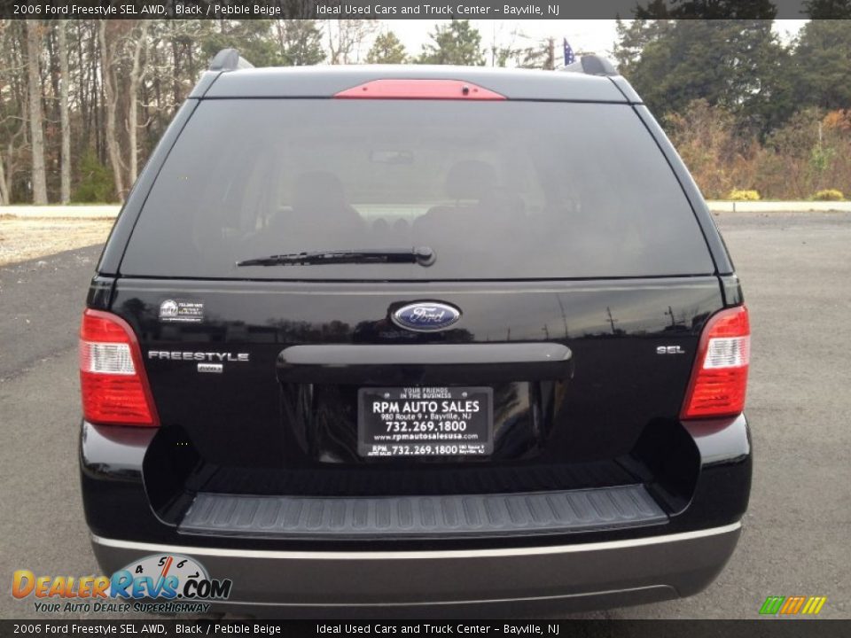2006 Ford Freestyle SEL AWD Black / Pebble Beige Photo #13