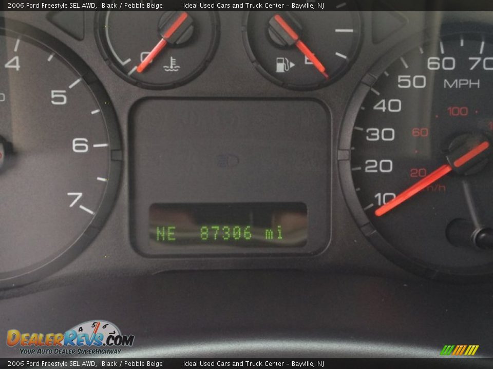 2006 Ford Freestyle SEL AWD Black / Pebble Beige Photo #27