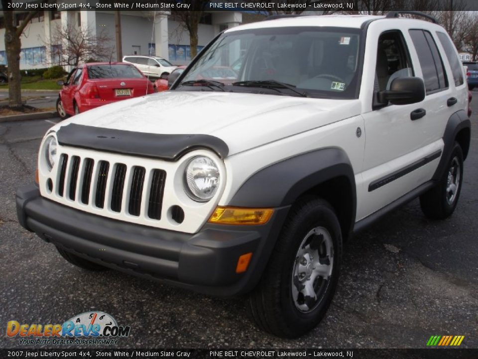 2007 Jeep Liberty Sport 4x4 Stone White / Medium Slate Gray Photo #1