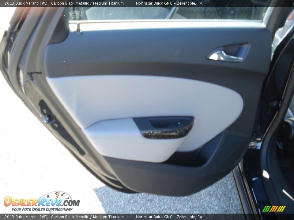 2013 Buick Verano FWD Carbon Black Metallic / Medium Titanium Photo #14