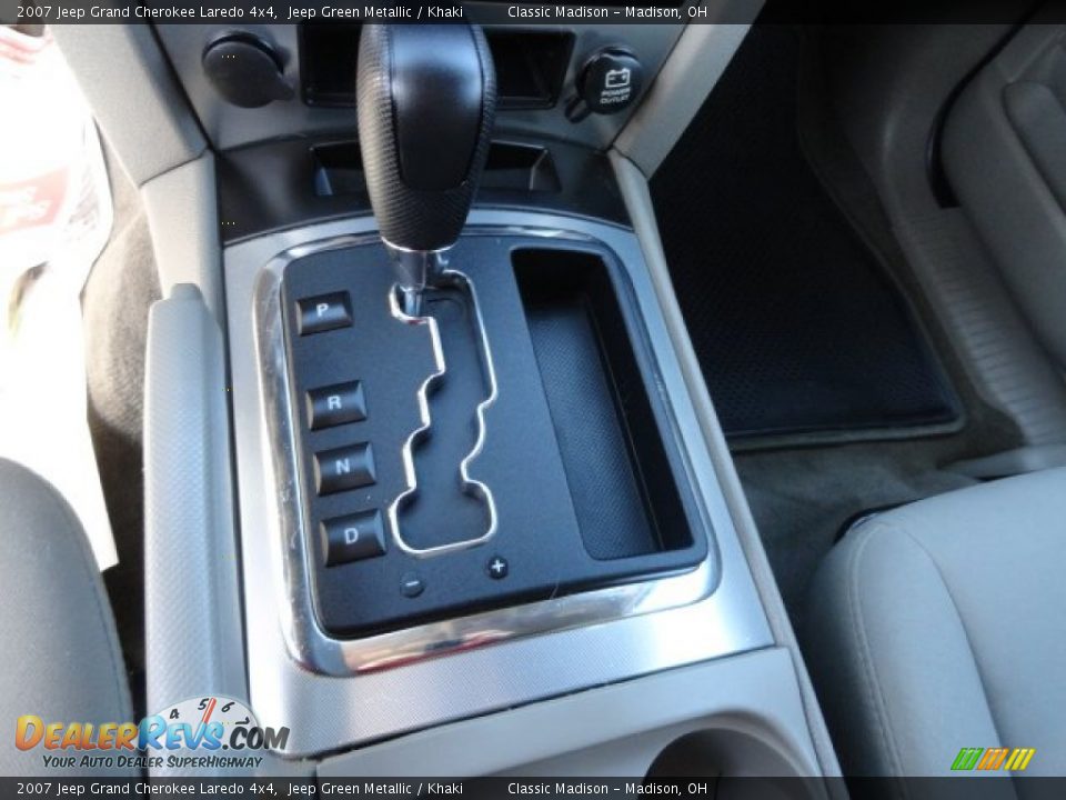2007 Jeep Grand Cherokee Laredo 4x4 Jeep Green Metallic / Khaki Photo #6