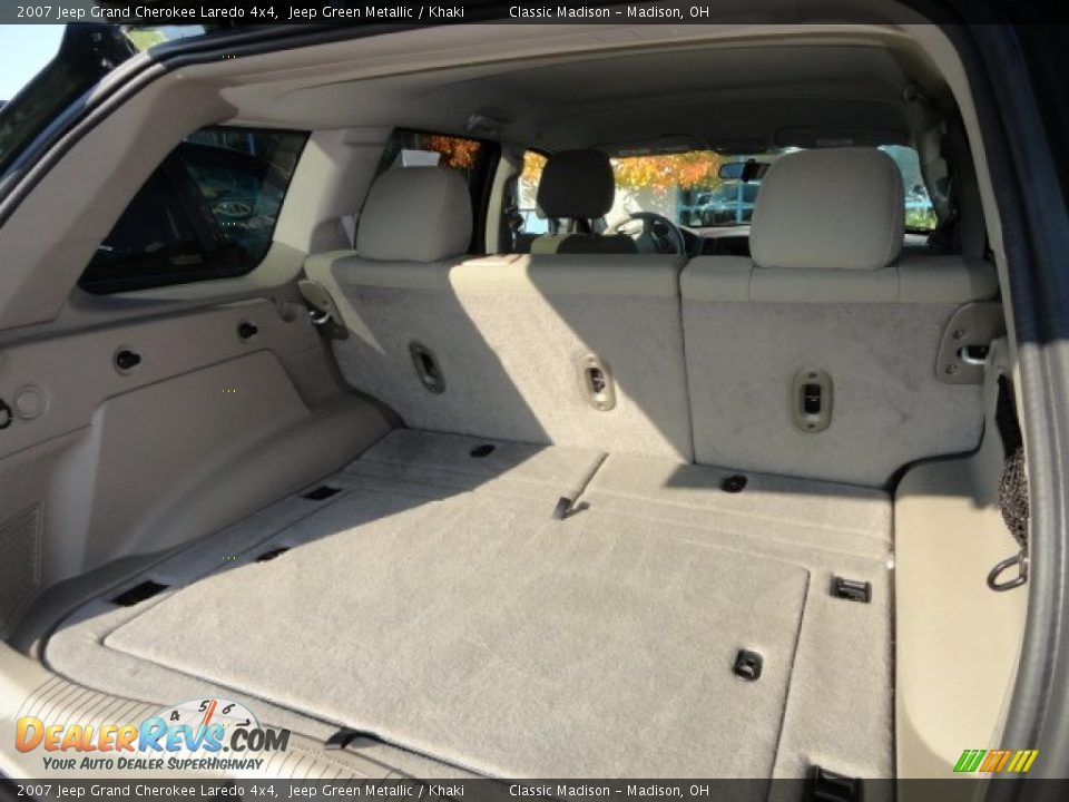 2007 Jeep Grand Cherokee Laredo 4x4 Jeep Green Metallic / Khaki Photo #8