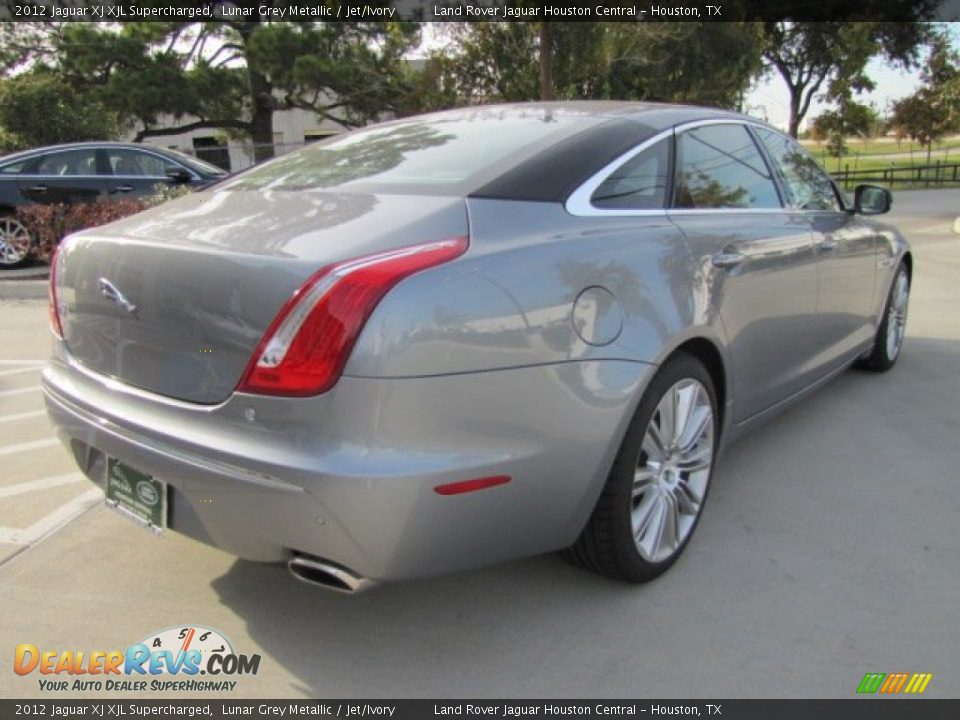 2012 Jaguar XJ XJL Supercharged Lunar Grey Metallic / Jet/Ivory Photo #10