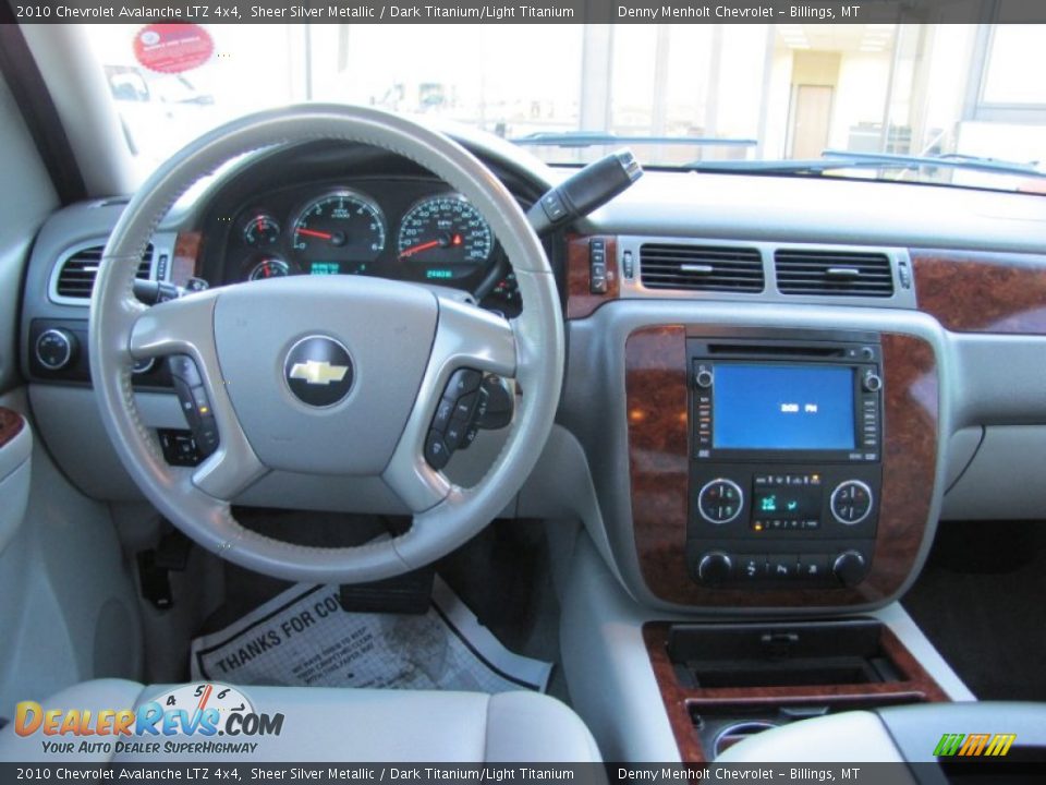 2010 Chevrolet Avalanche LTZ 4x4 Sheer Silver Metallic / Dark Titanium/Light Titanium Photo #15