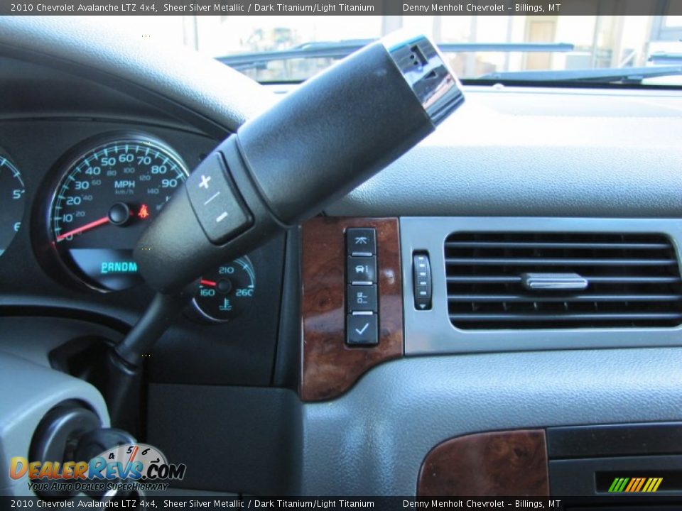 2010 Chevrolet Avalanche LTZ 4x4 Sheer Silver Metallic / Dark Titanium/Light Titanium Photo #24