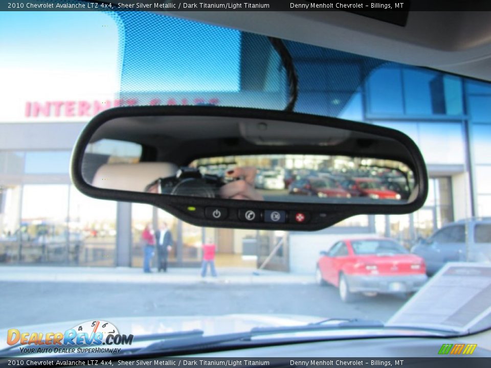 2010 Chevrolet Avalanche LTZ 4x4 Sheer Silver Metallic / Dark Titanium/Light Titanium Photo #30