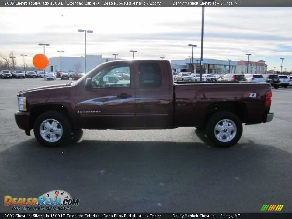 2009 Chevrolet Silverado 1500 LT Extended Cab 4x4 Deep Ruby Red Metallic / Ebony Photo #4