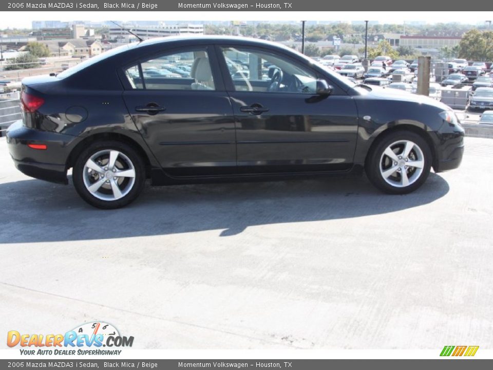2006 Mazda MAZDA3 i Sedan Black Mica / Beige Photo #4