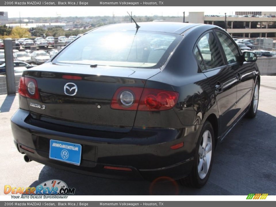 2006 Mazda MAZDA3 i Sedan Black Mica / Beige Photo #5