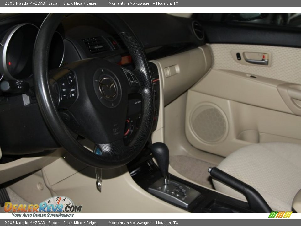 2006 Mazda MAZDA3 i Sedan Black Mica / Beige Photo #8