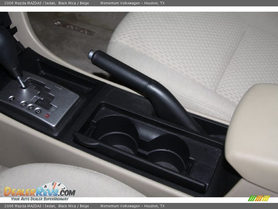 2006 Mazda MAZDA3 i Sedan Black Mica / Beige Photo #12