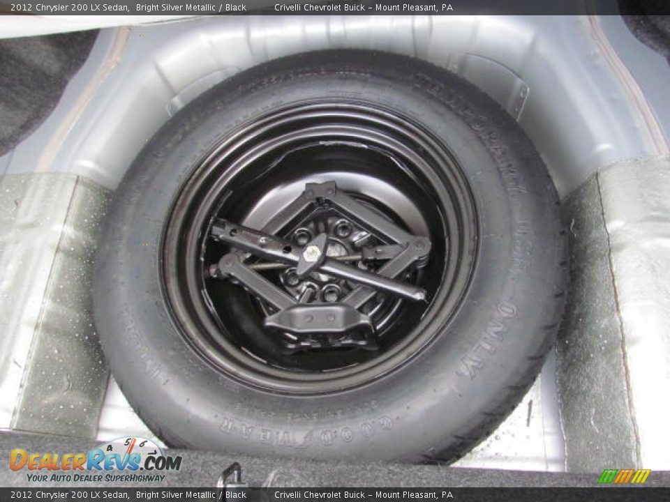 2012 Chrysler 200 LX Sedan Bright Silver Metallic / Black Photo #24