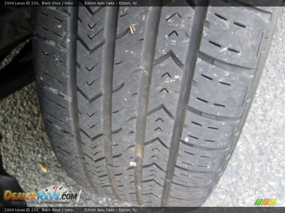 2004 Lexus ES 330 Black Onyx / Ivory Photo #35