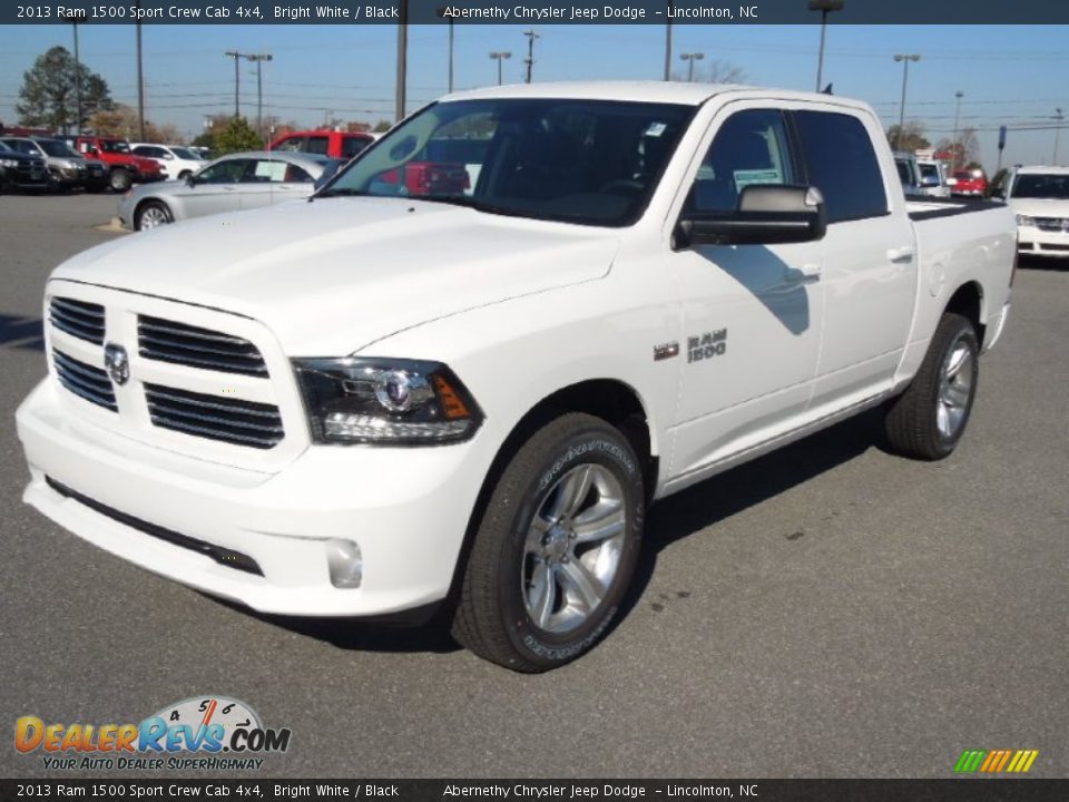 2013 Ram 1500 Sport Crew Cab 4x4 Bright White / Black Photo #1