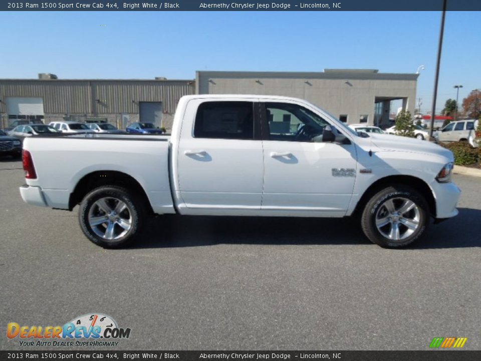 2013 Ram 1500 Sport Crew Cab 4x4 Bright White / Black Photo #6
