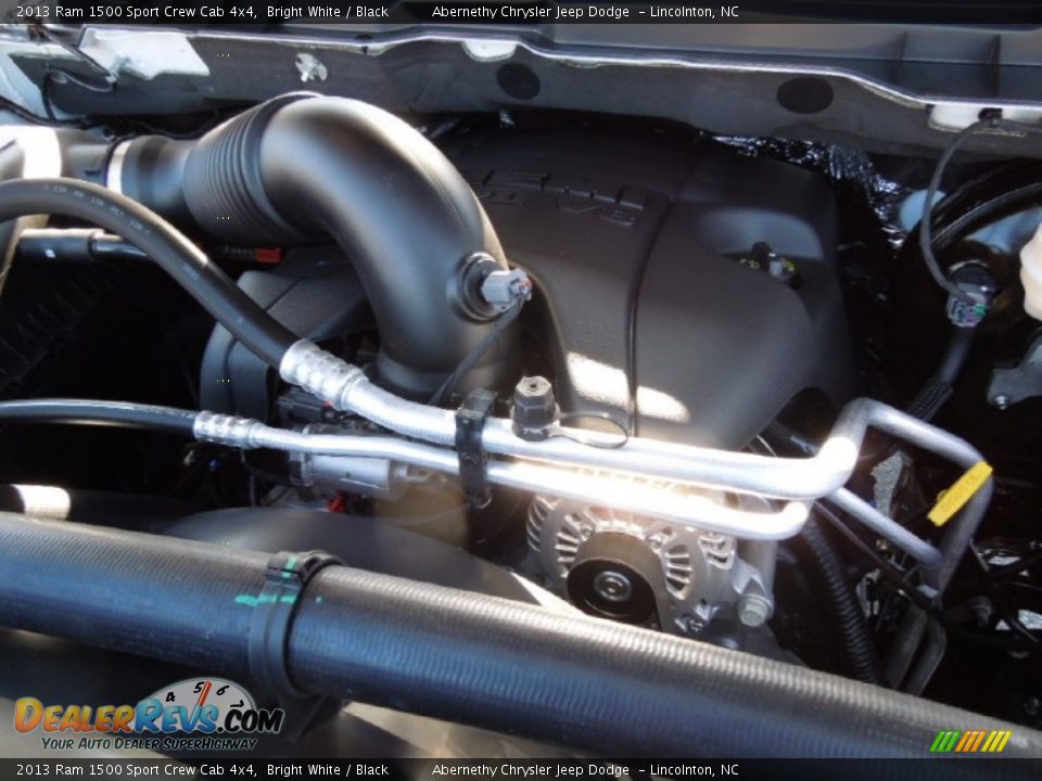 2013 Ram 1500 Sport Crew Cab 4x4 Bright White / Black Photo #27