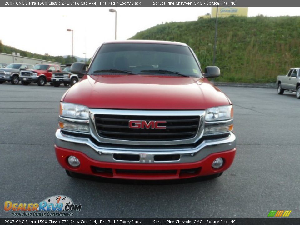 2007 GMC Sierra 1500 Classic Z71 Crew Cab 4x4 Fire Red / Ebony Black Photo #10