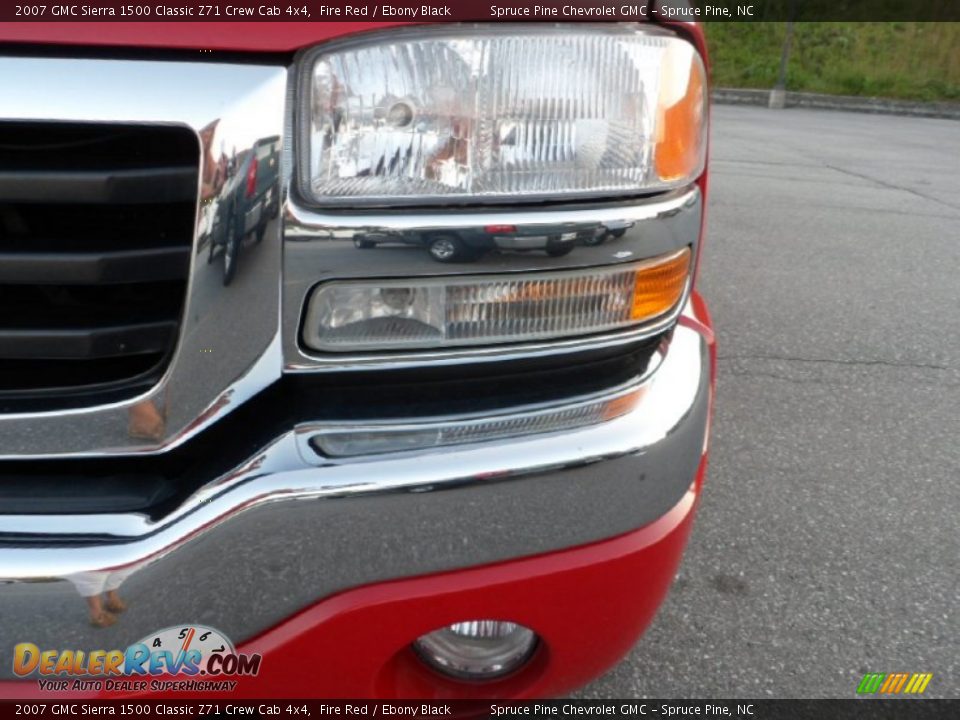 2007 GMC Sierra 1500 Classic Z71 Crew Cab 4x4 Fire Red / Ebony Black Photo #11