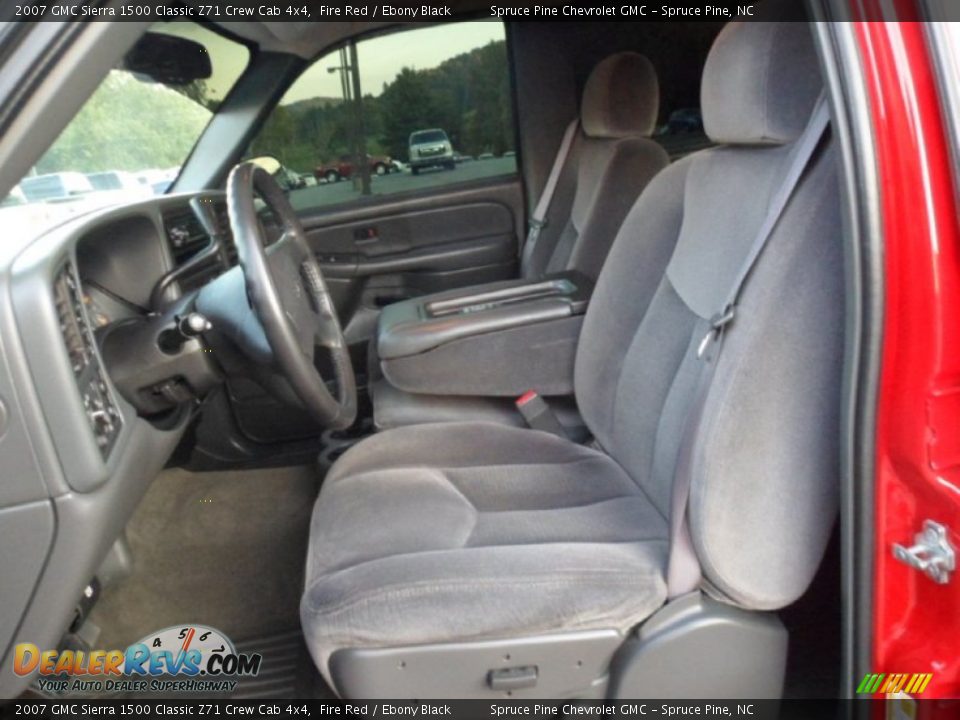 2007 GMC Sierra 1500 Classic Z71 Crew Cab 4x4 Fire Red / Ebony Black Photo #15