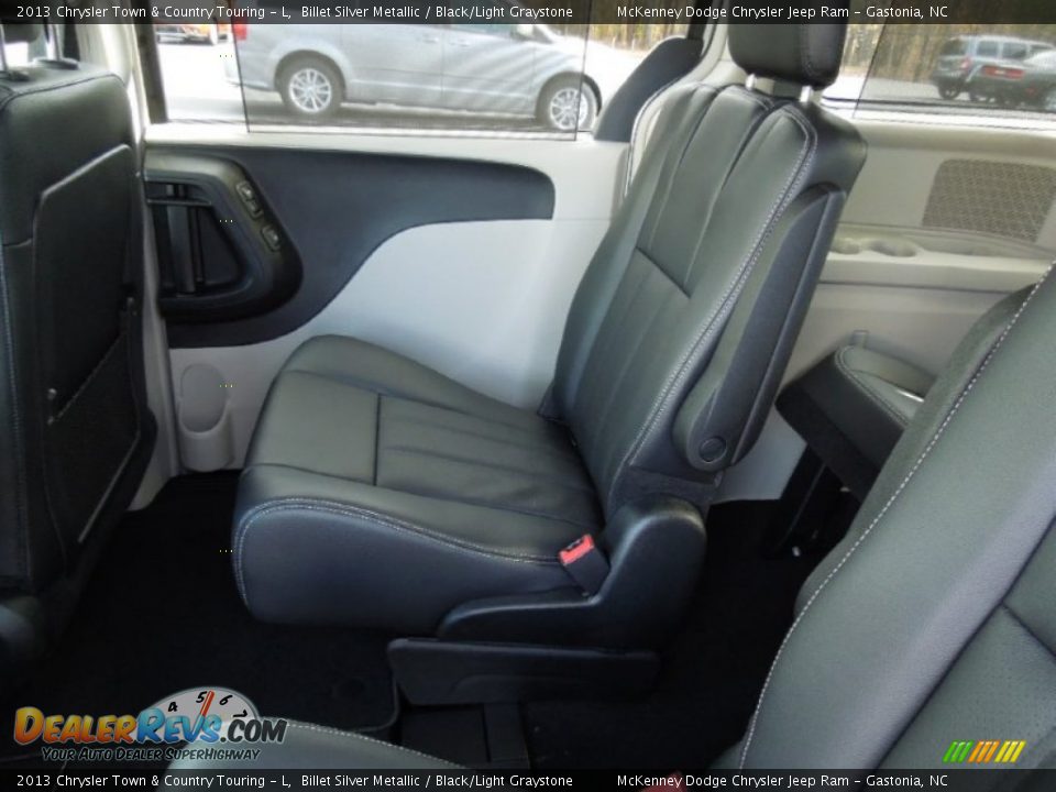 2013 Chrysler Town & Country Touring - L Billet Silver Metallic / Black/Light Graystone Photo #19